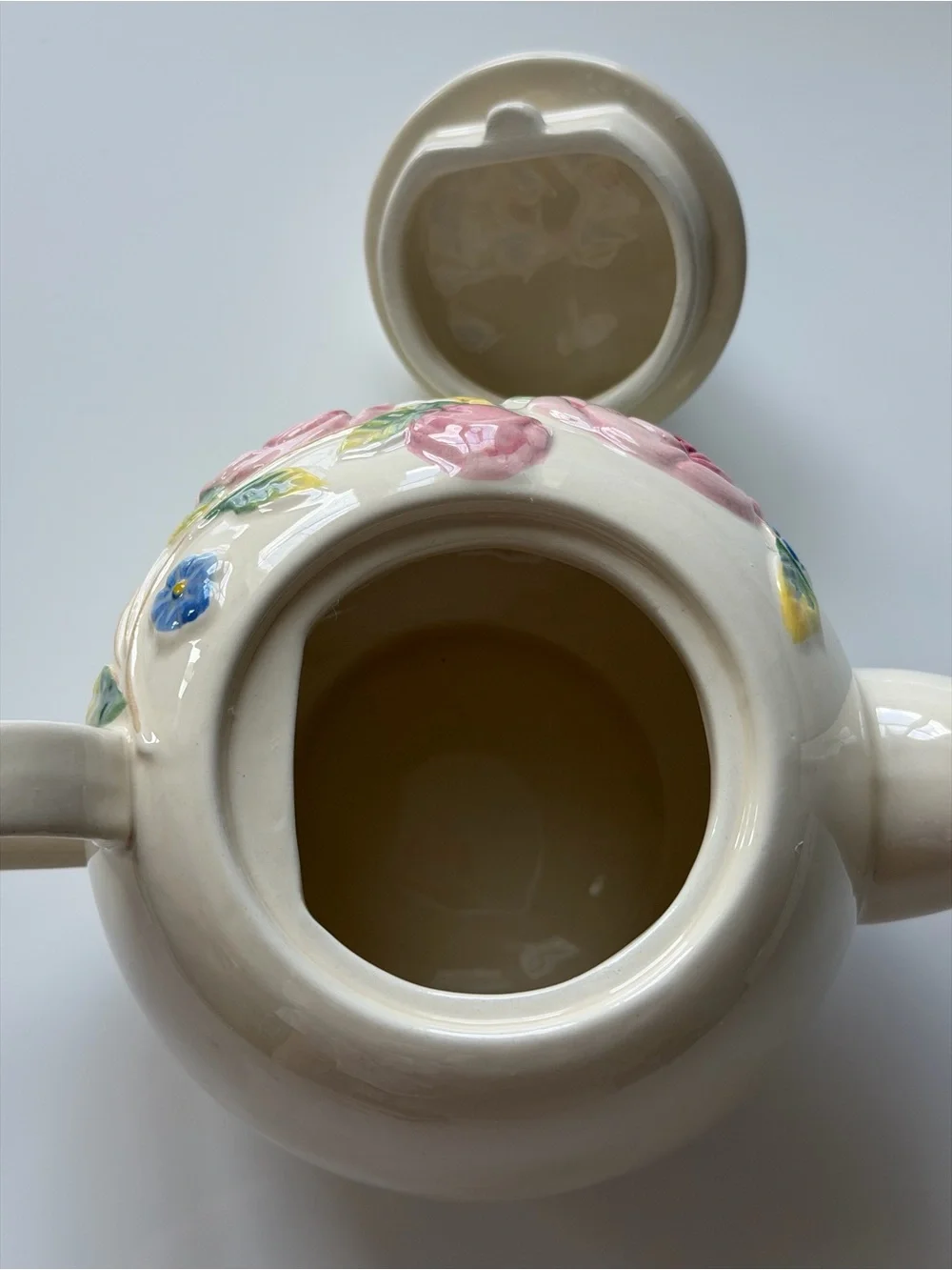 KF Vintage Ivory Glaze Ceramic Teapot - Embossed Pink Roses & Blue Flowers.